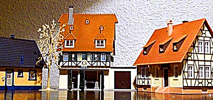 Bild "Hobbies:Faller_Bausatz_Dorf_Schnee.jpg"