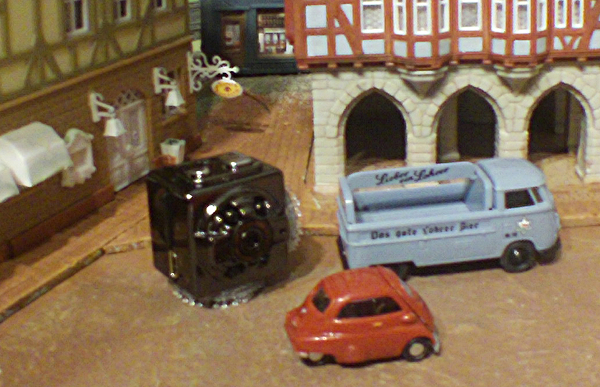 Bild "Hobbies:Kamera_SQ8_BMW_Isetta_VW_H0.jpg"