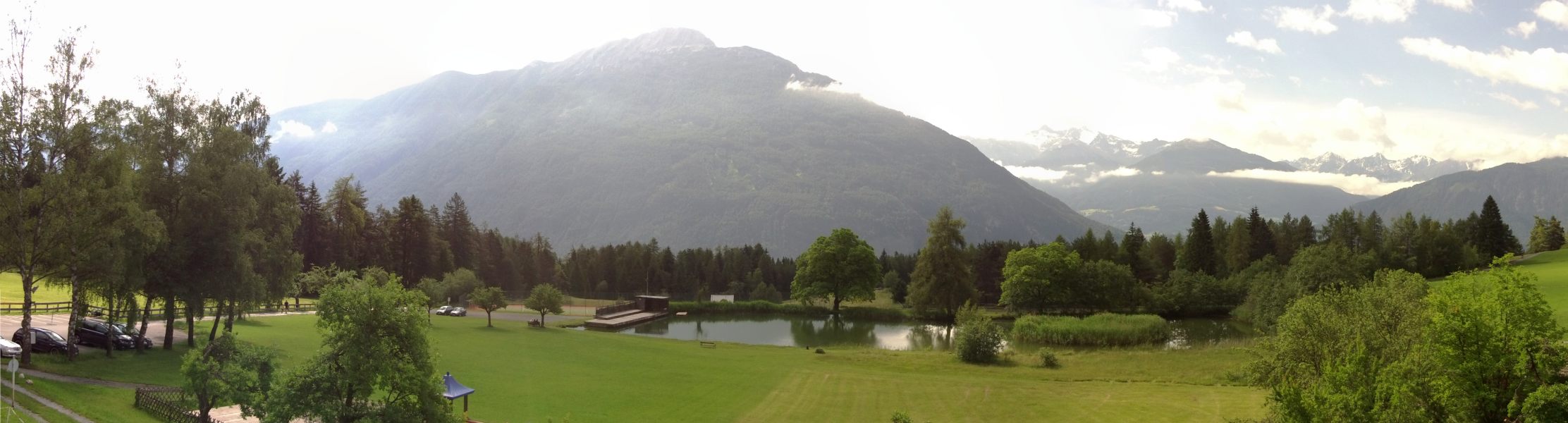 Bild "Reisen:Linserhof_Badeteich_Panorama_klein.jpg"