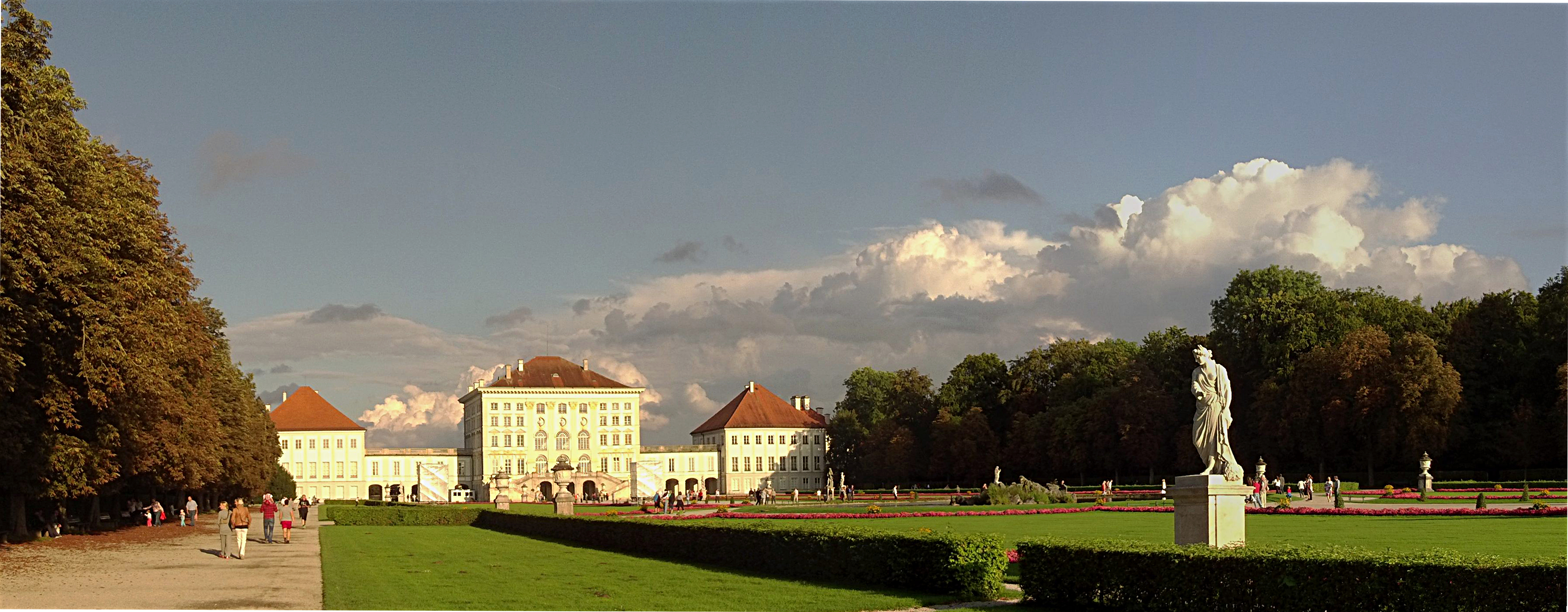 Bild "Reisen:Nymphenbur_Panorama_10.jpg"